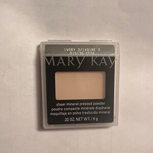 Mary Kay Sheer Mineral Pressed Powder - Ivory 2